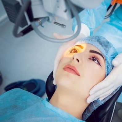 (Dr. Vejdani) Clear Vision LASIK Treatment