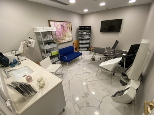 (Quartz Clinique)Precise Perfection: FUE Hair Transplant